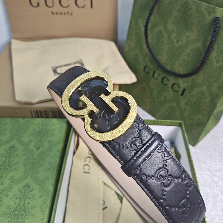 G*u*i belts